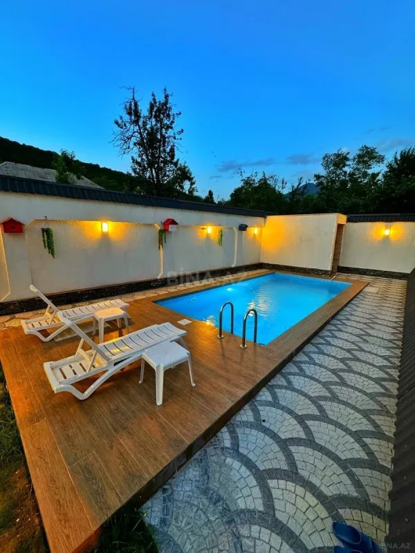 Kirayə verilir 5 otaqlı həyət evi 200 m²