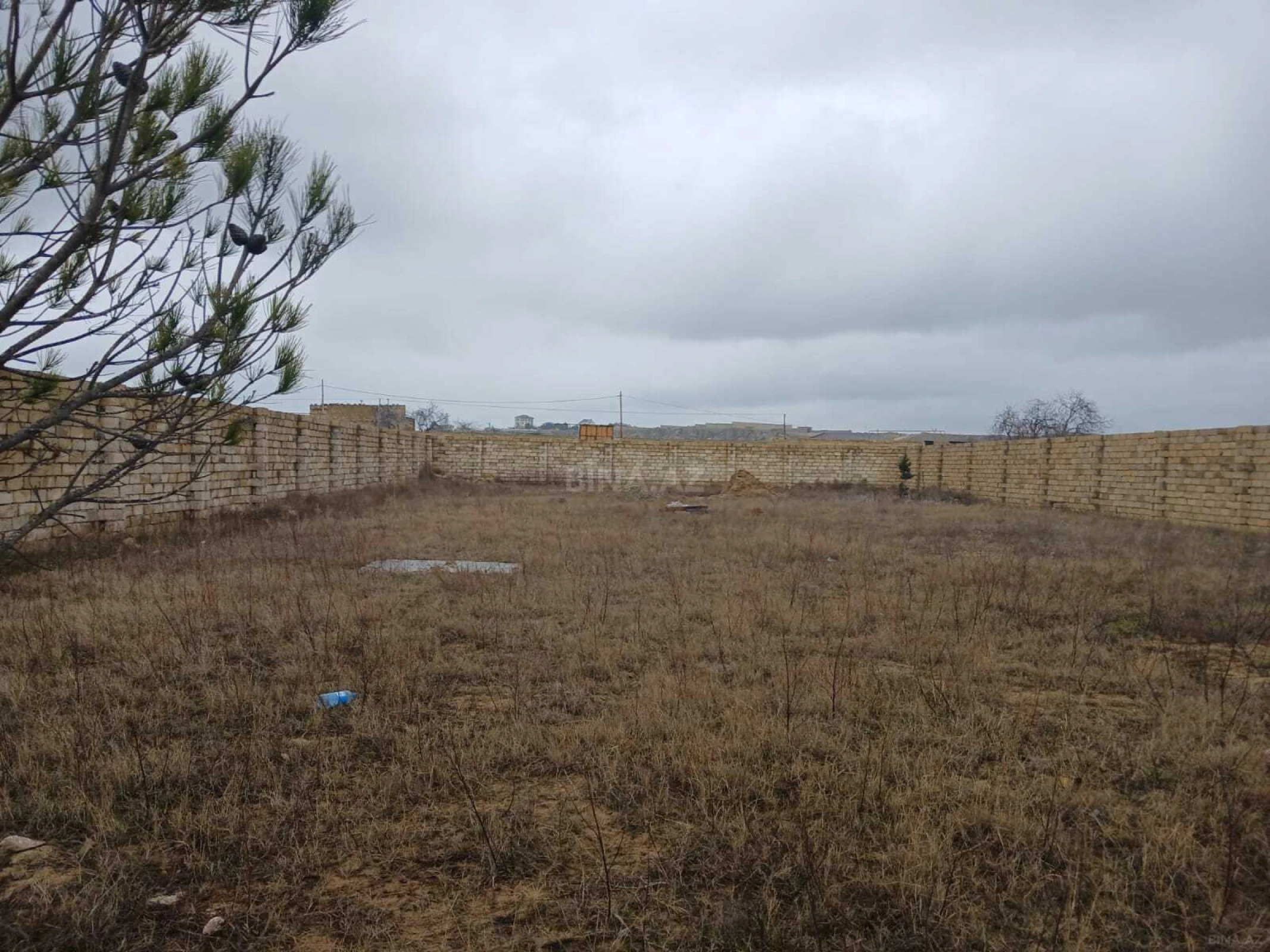 Satılır torpaq sahəsi 12 m²