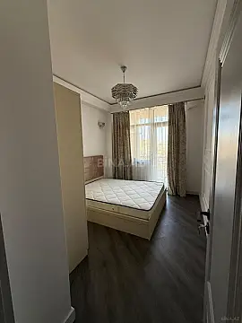 Kirayə verilir 2 otaqlı mənzil 50 m²