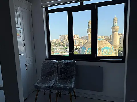 Kirayə verilir 2 otaqlı mənzil 50 m²