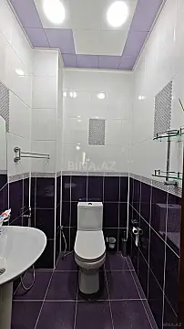 Satılır 3 otaqlı mənzil 132 m²
