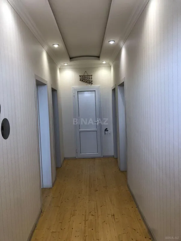 Satılır 5 otaqlı həyət evi 190 m²
