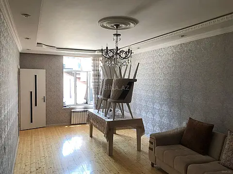 Satılır 5 otaqlı həyət evi 190 m²