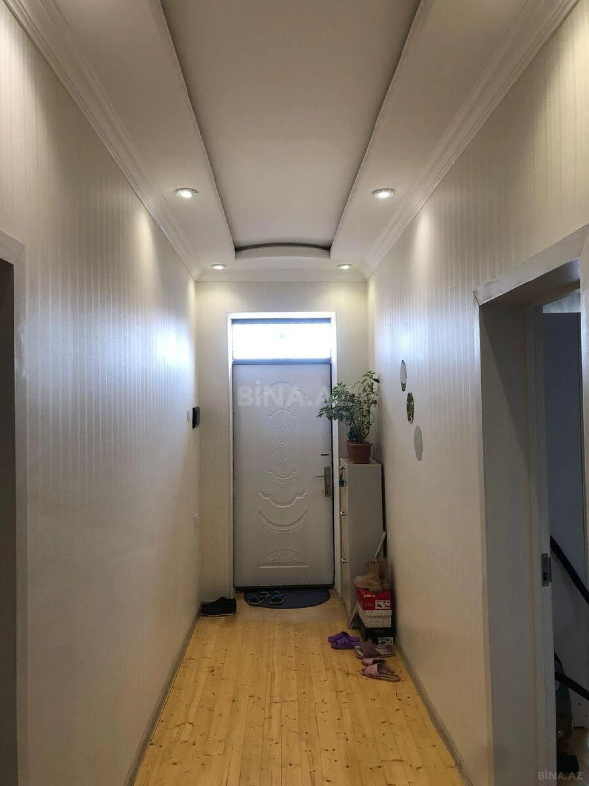 Satılır 5 otaqlı həyət evi 190 m²