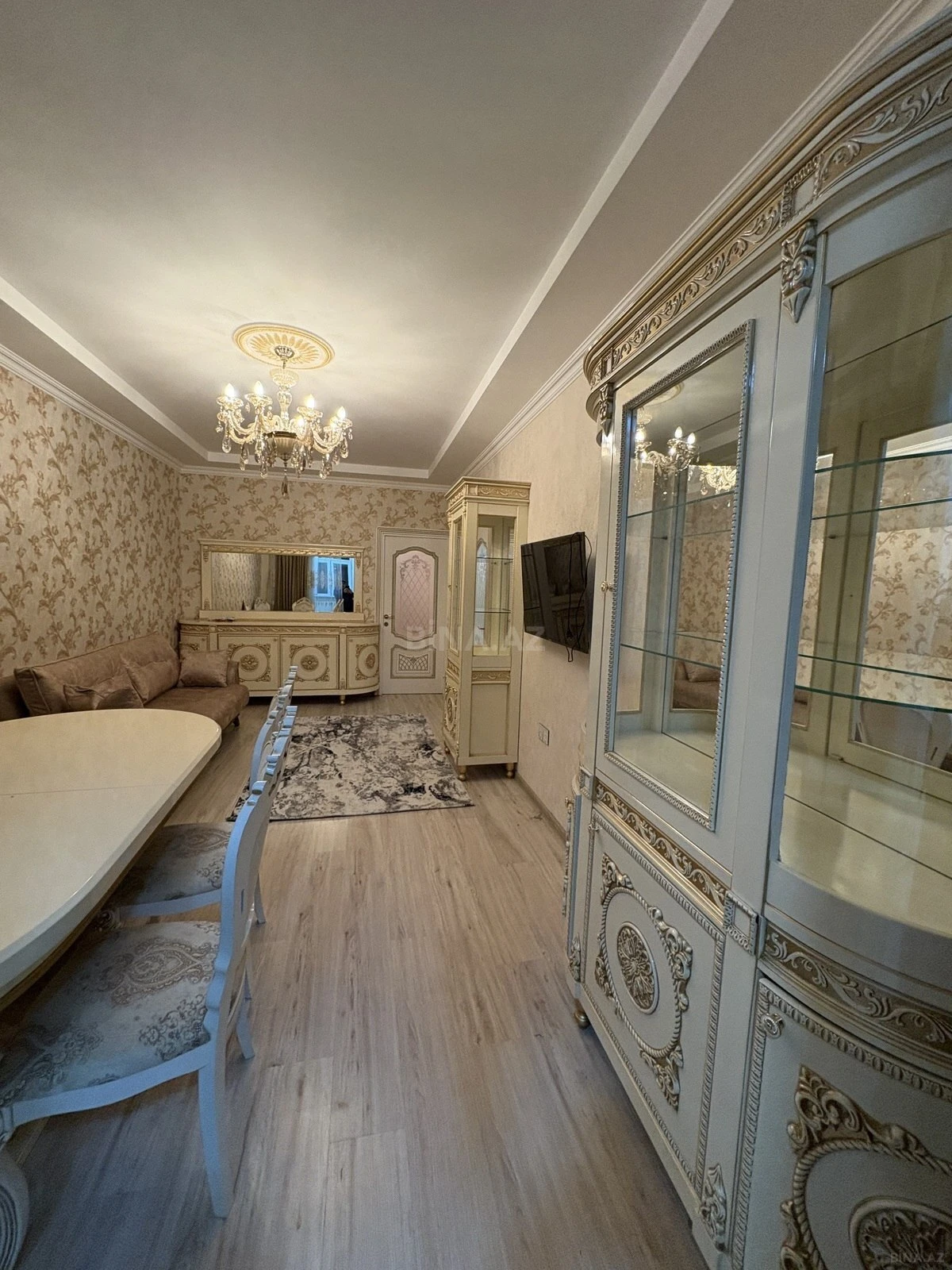 Kirayə verilir 3 otaqlı mənzil 70 m²