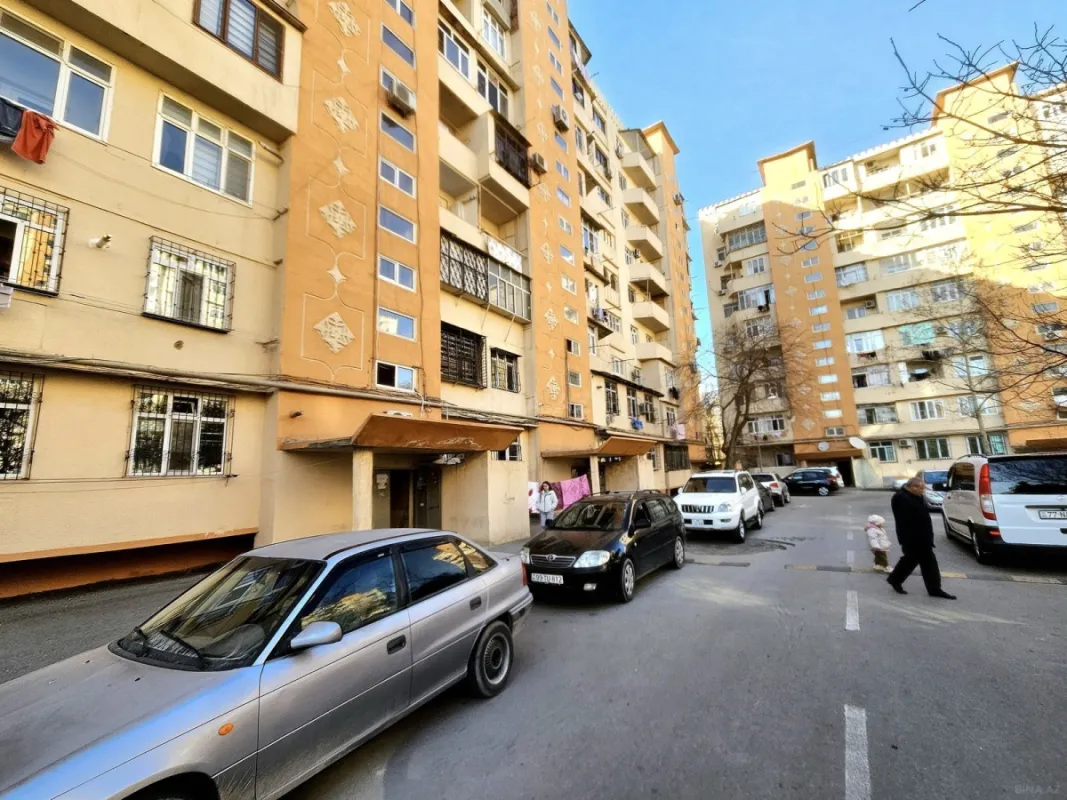 Satılır 1 otaqlı mənzil 40 m²