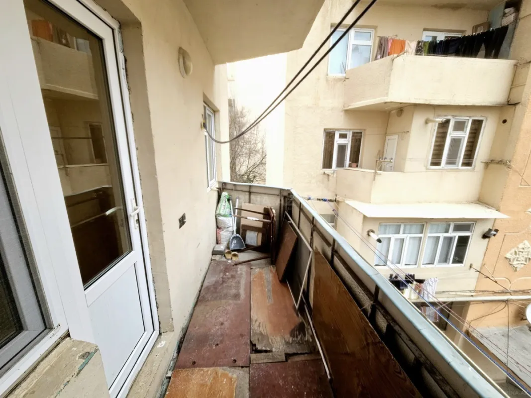 Satılır 1 otaqlı mənzil 40 m²