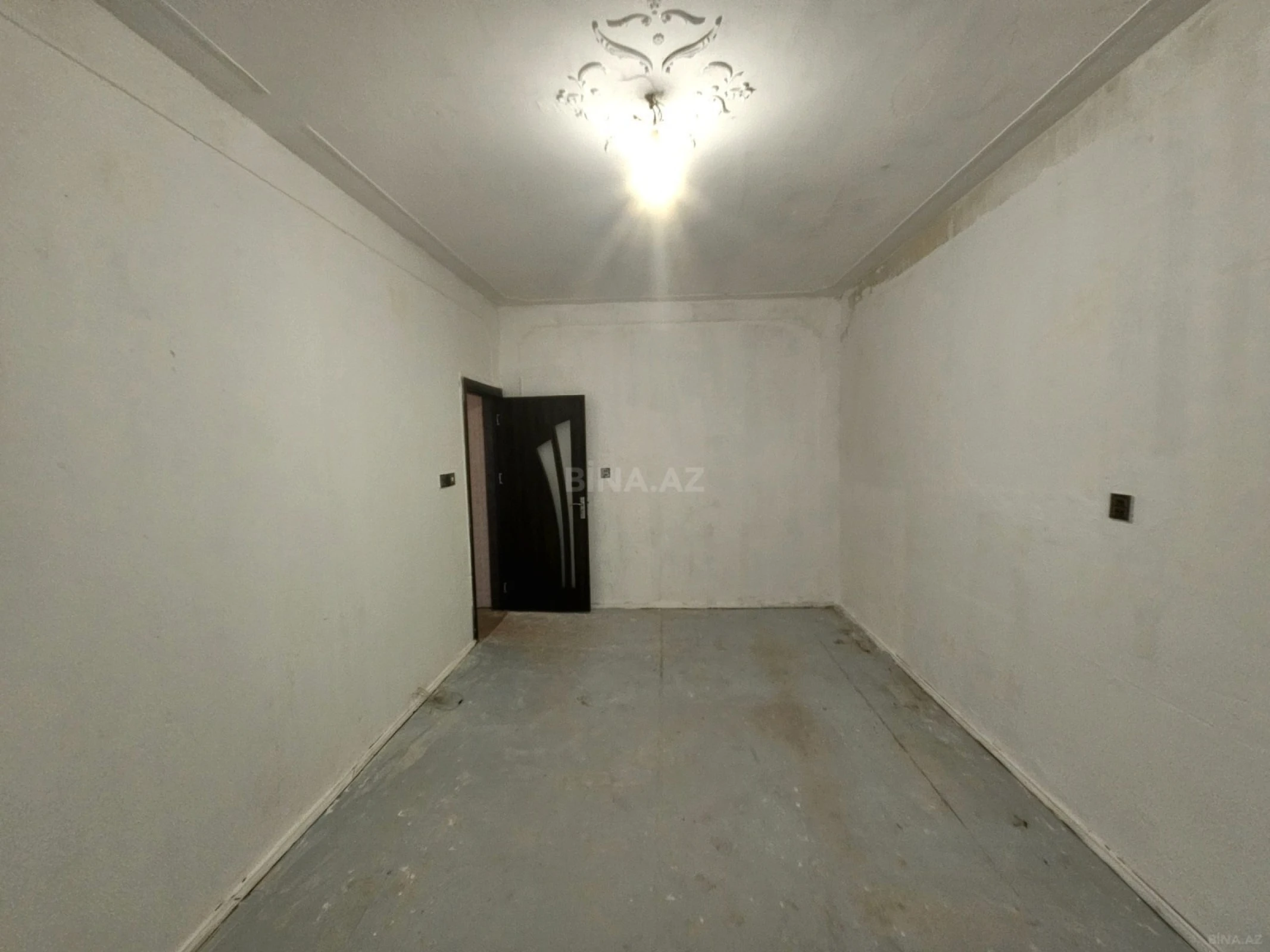 Satılır 1 otaqlı mənzil 40 m²