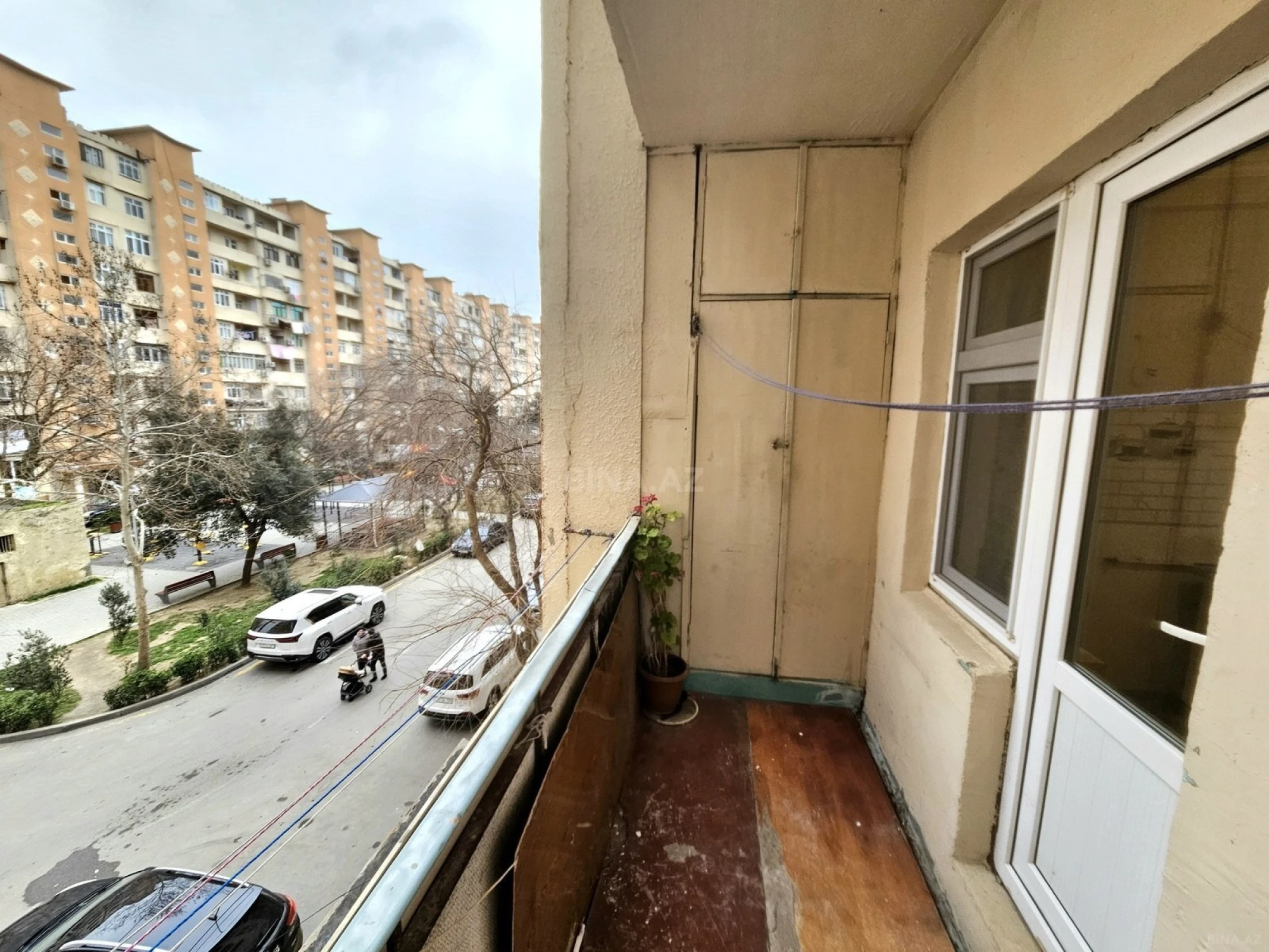 Satılır 1 otaqlı mənzil 40 m²