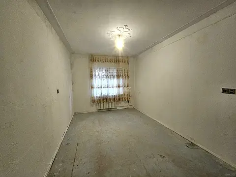 Satılır 1 otaqlı mənzil 40 m²