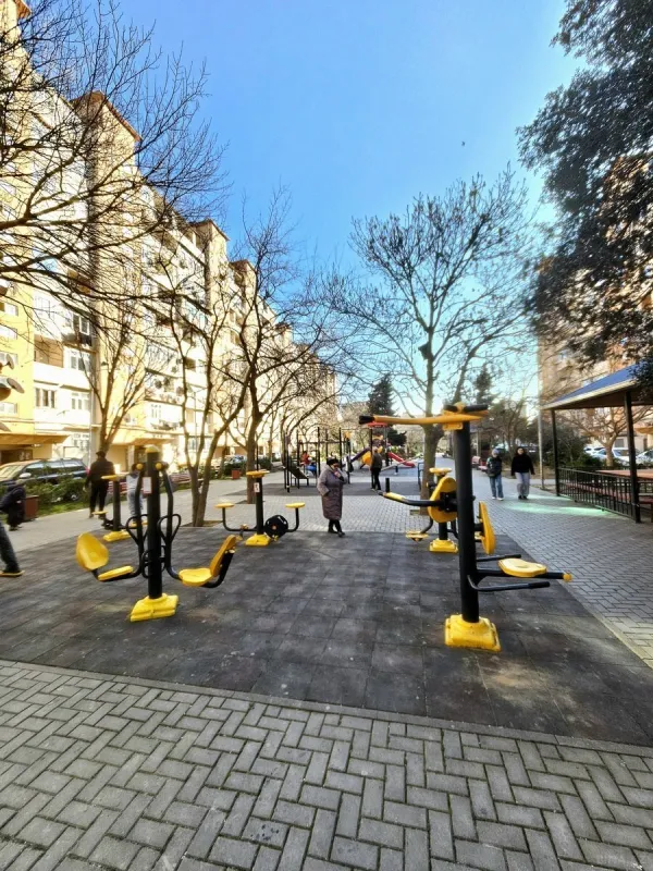 Satılır 1 otaqlı mənzil 40 m²