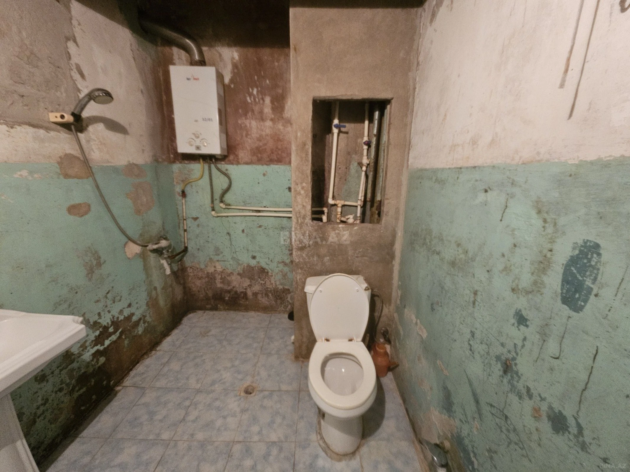 Satılır 1 otaqlı mənzil 40 m²