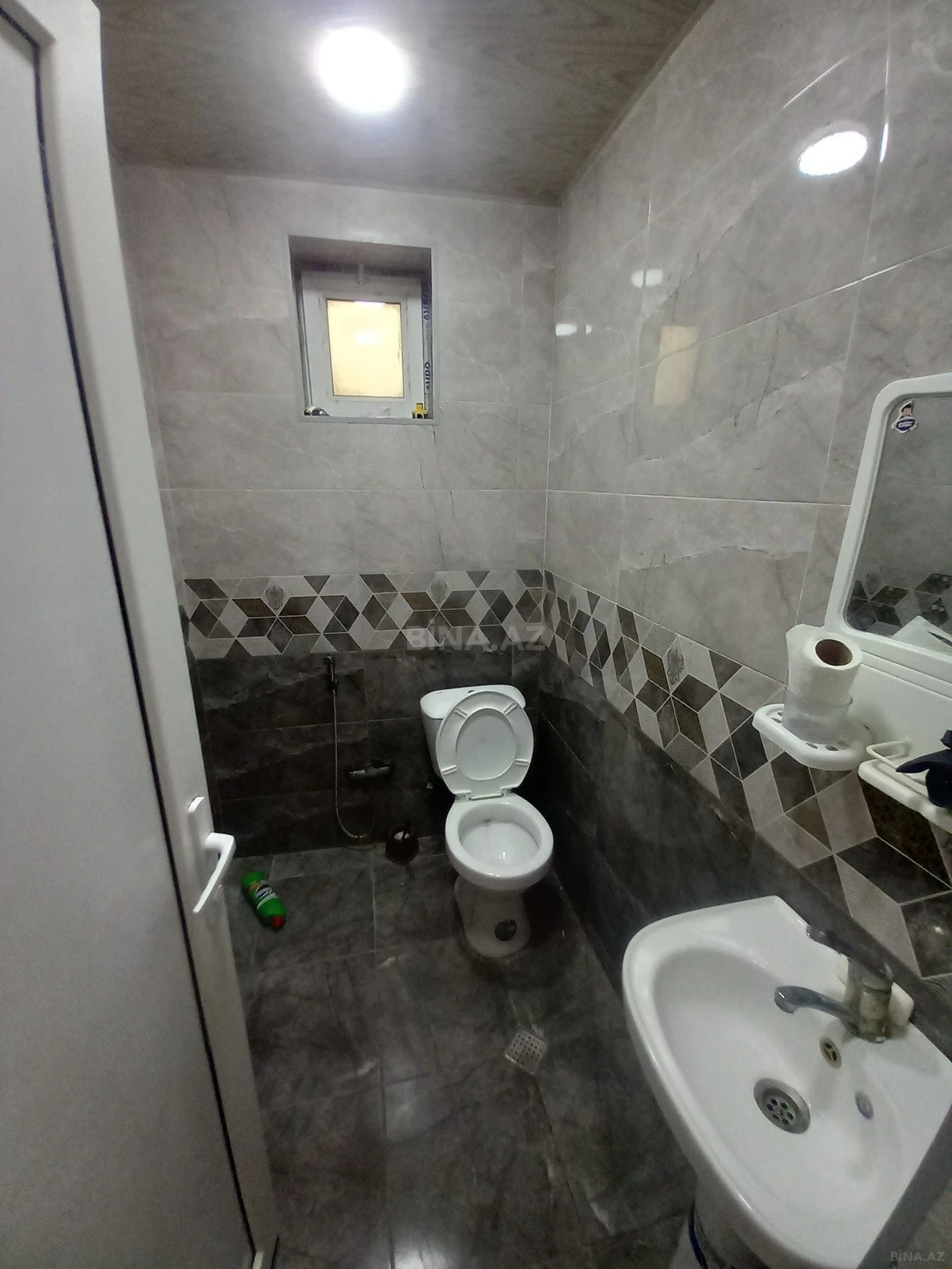 Satılır 4 otaqlı həyət evi 140 m²