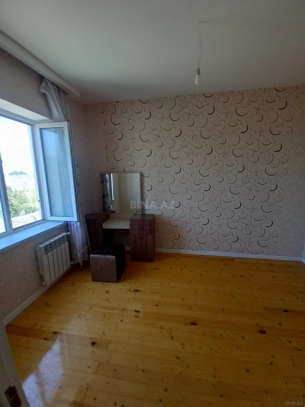 Satılır 4 otaqlı həyət evi 140 m²