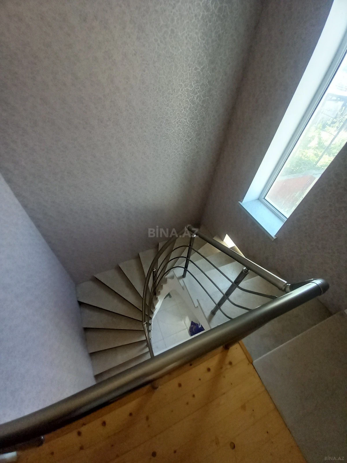 Satılır 4 otaqlı həyət evi 140 m²