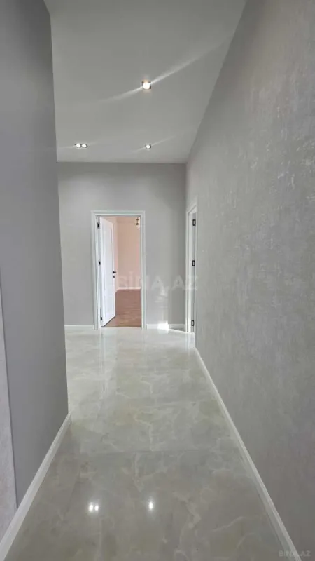 Satılır 3 otaqlı mənzil 143 m²