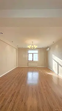 Satılır 3 otaqlı mənzil 143 m²