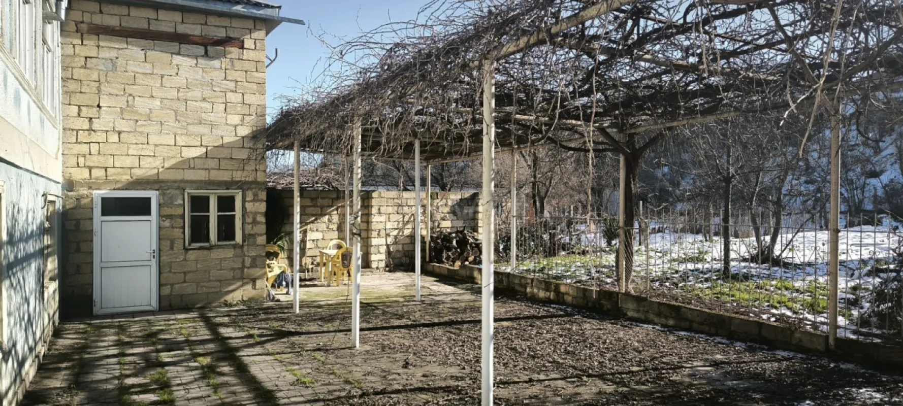 Kirayə verilir 4 otaqlı həyət evi 180 m²