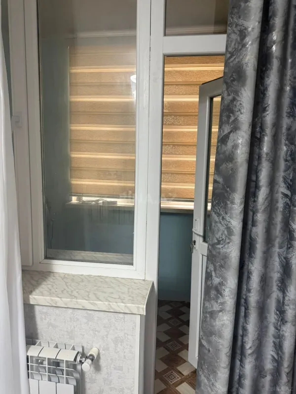 Satılır 2 otaqlı mənzil 74 m²