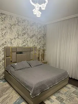 Satılır 2 otaqlı mənzil 74 m²