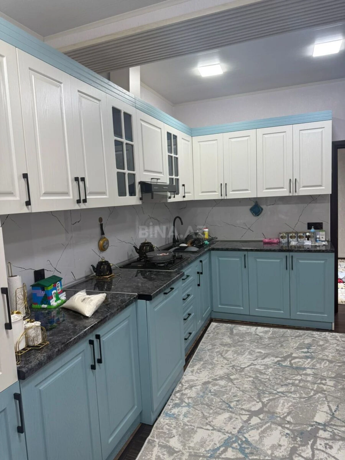 Satılır 2 otaqlı mənzil 74 m²