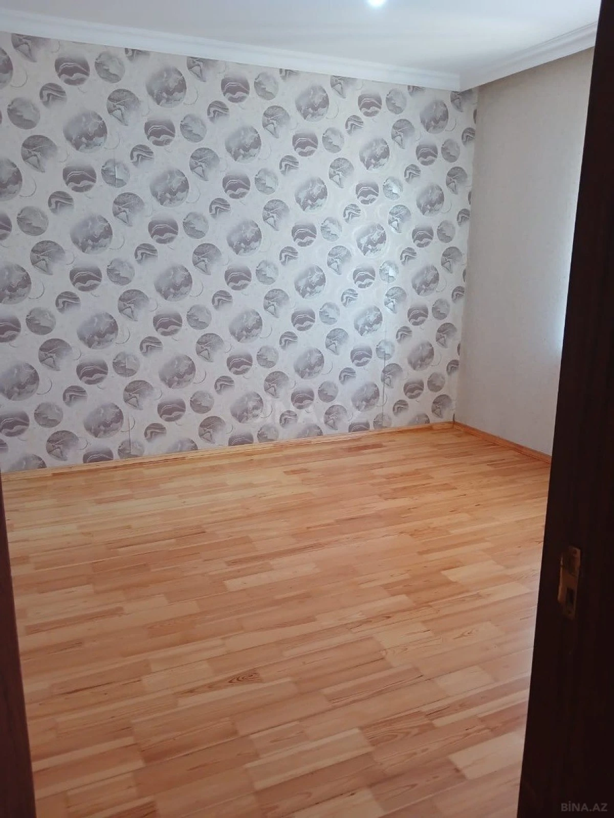 Satılır 5 otaqlı həyət evi 220 m²