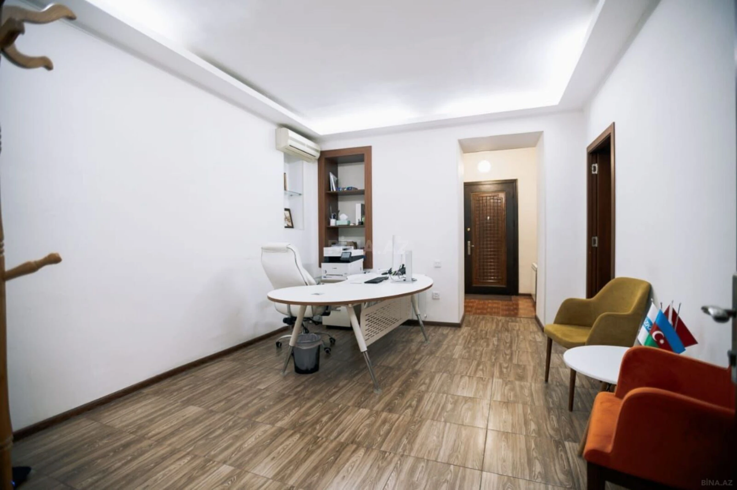 Kirayə verilir 3 otaqlı ofis 60 m²