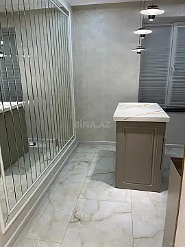 Satılır 1 otaqlı mənzil 70 m²