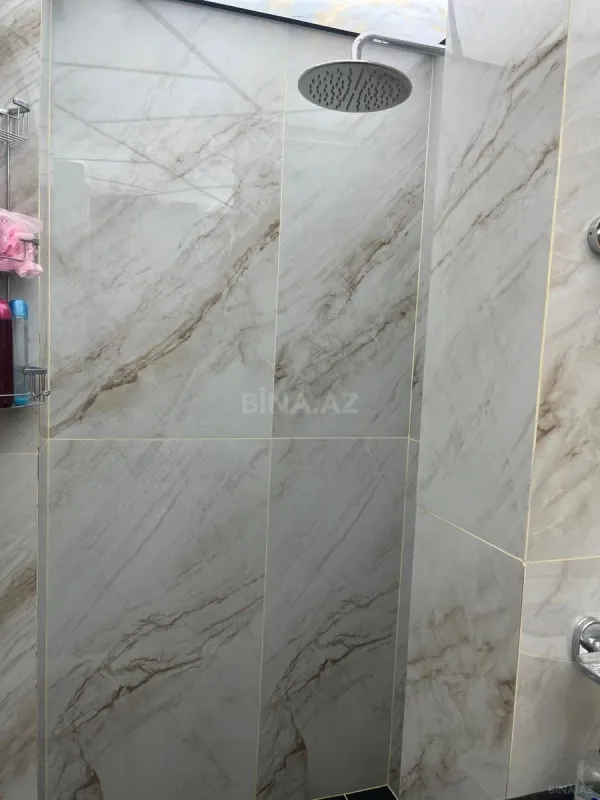 Satılır 1 otaqlı mənzil 70 m²