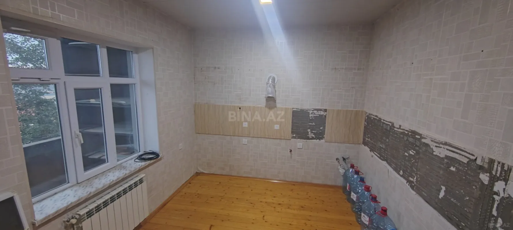 Satılır 6 otaqlı həyət evi 167 m²