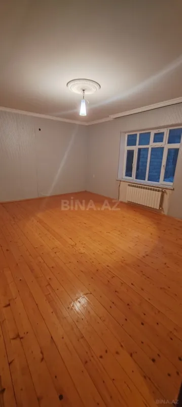 Satılır 6 otaqlı həyət evi 167 m²