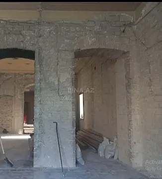 Satılır obyekt 335 m²