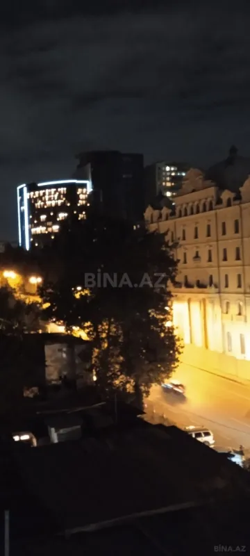 Satılır 2 otaqlı mənzil 90 m²