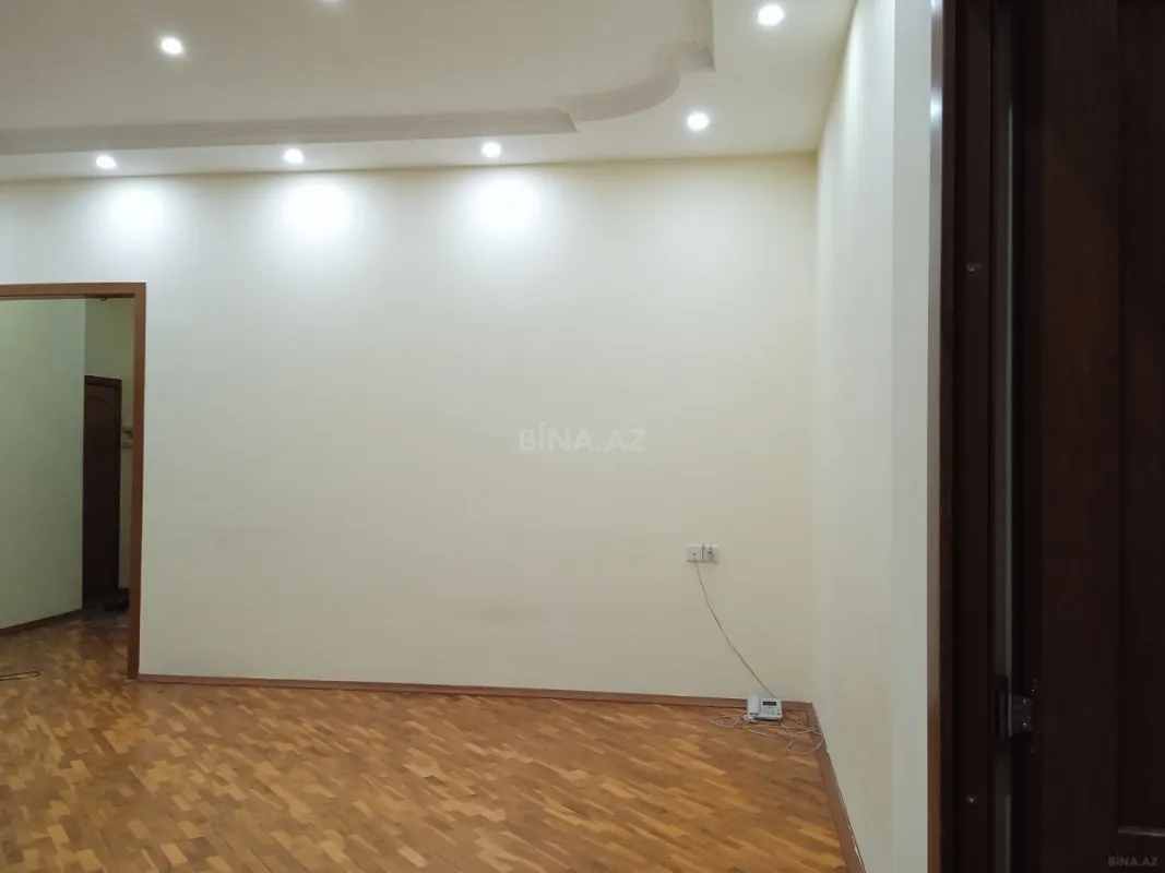 Satılır 2 otaqlı mənzil 90 m²