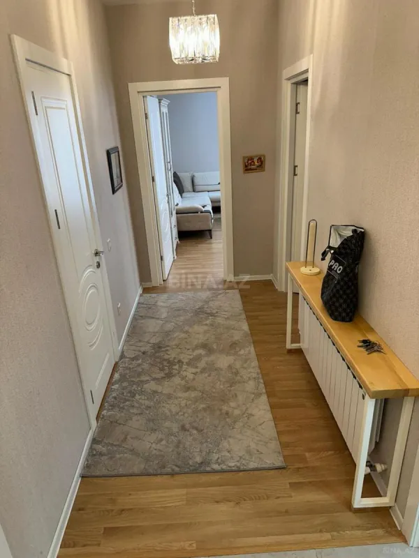 Kirayə verilir 3 otaqlı mənzil 95 m²