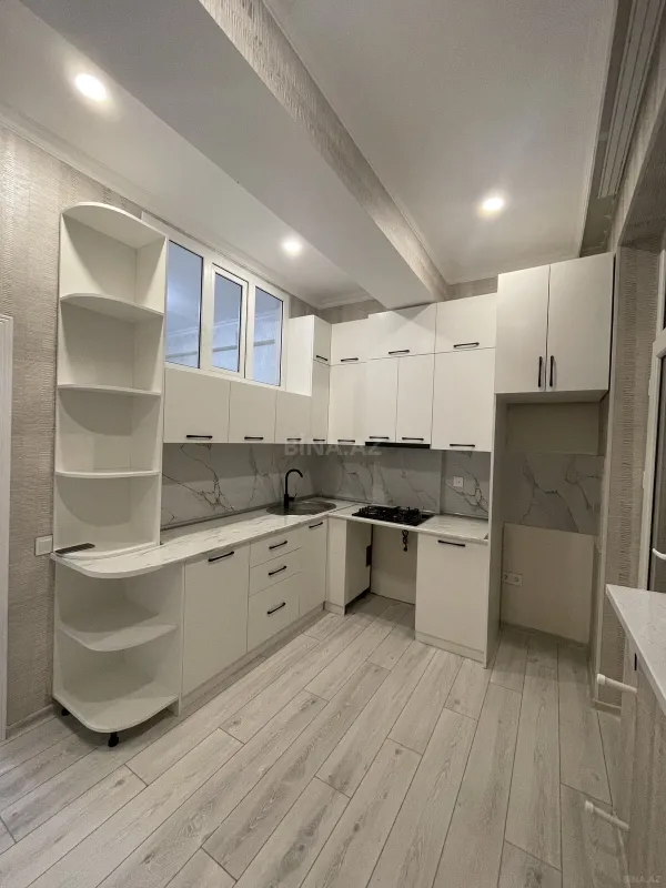 Satılır 3 otaqlı mənzil 68 m²