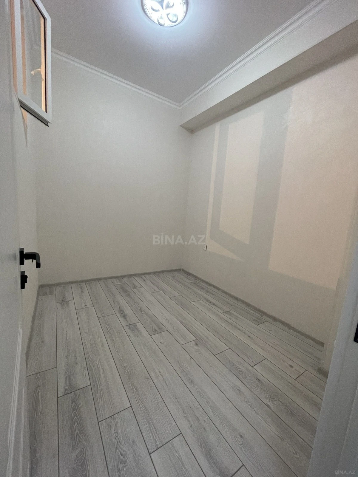 Satılır 3 otaqlı mənzil 68 m²