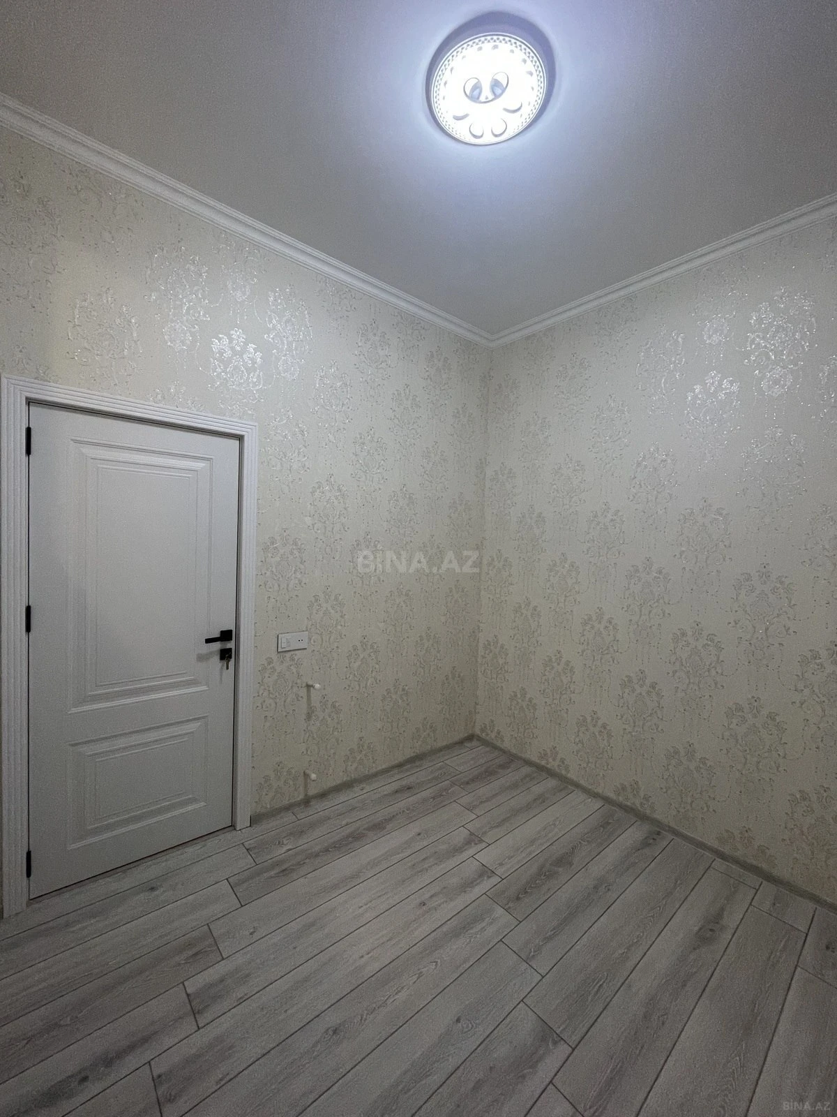 Satılır 3 otaqlı mənzil 68 m²