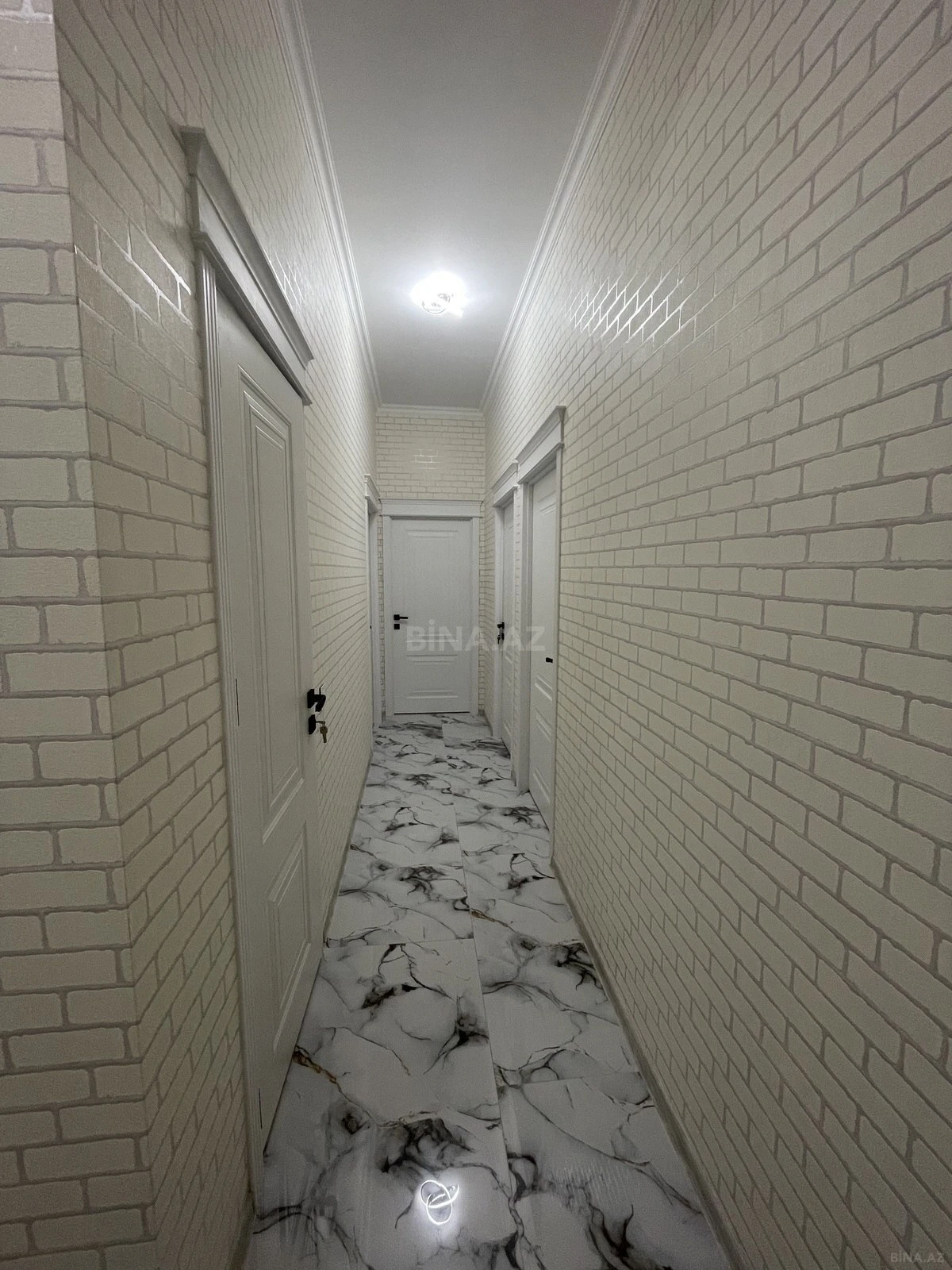 Satılır 3 otaqlı mənzil 68 m²