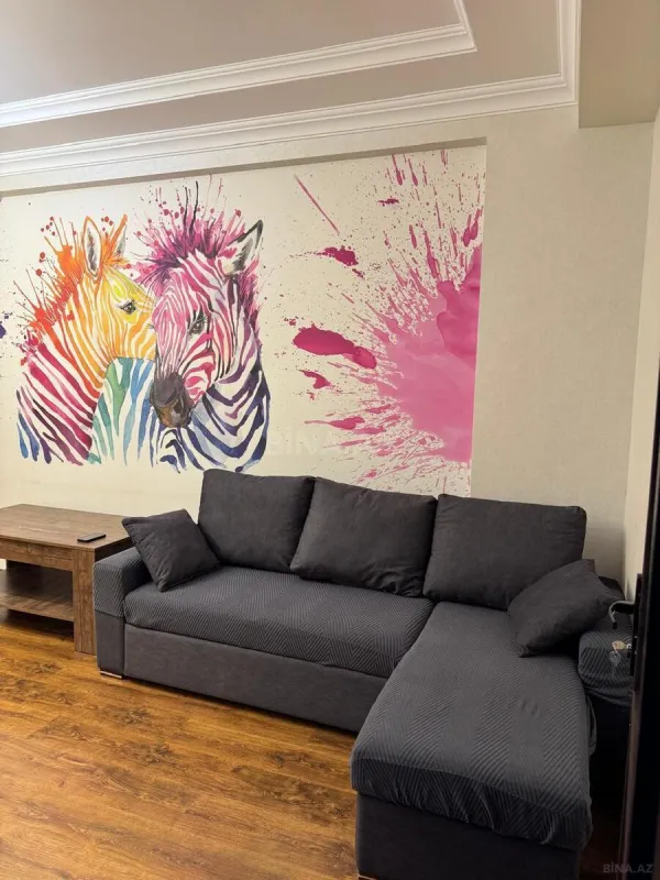 Satılır 2 otaqlı mənzil 82 m²