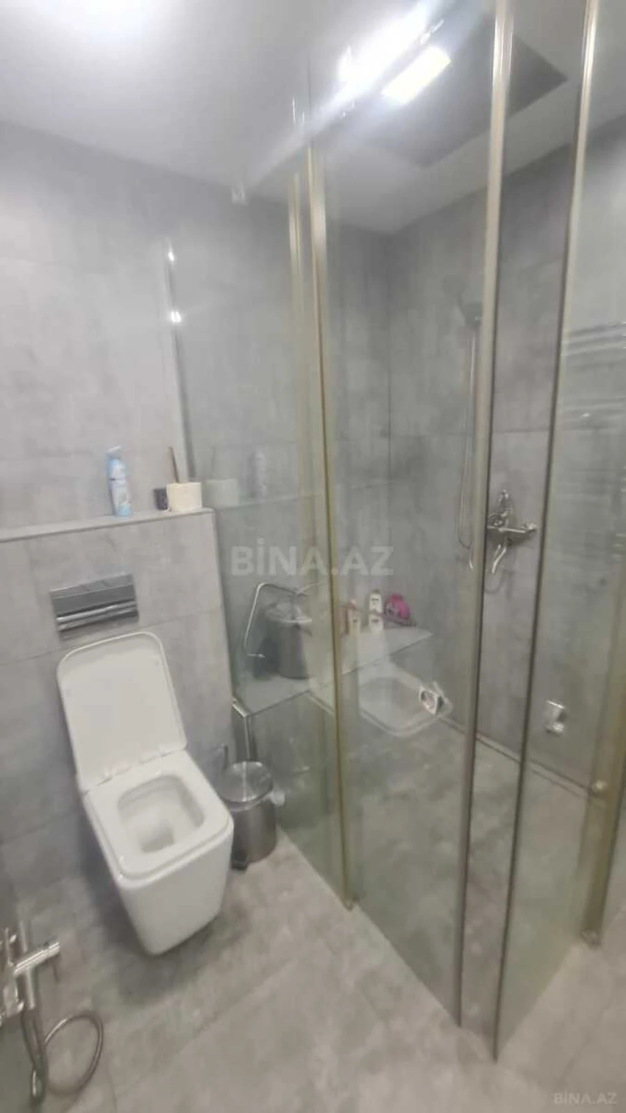 Kirayə verilir 3 otaqlı mənzil 170 m²