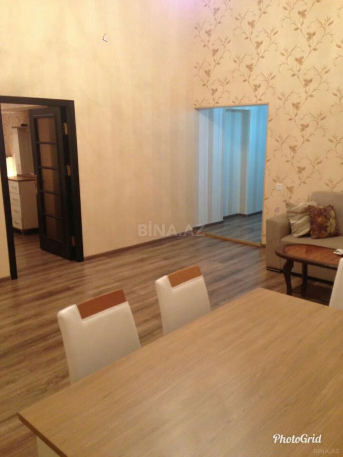 Kirayə verilir 2 otaqlı mənzil 60 m²