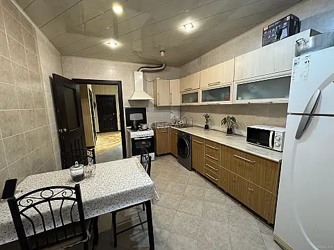 Kirayə verilir 3 otaqlı mənzil 110 m²