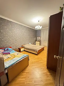 Kirayə verilir 3 otaqlı mənzil 110 m²