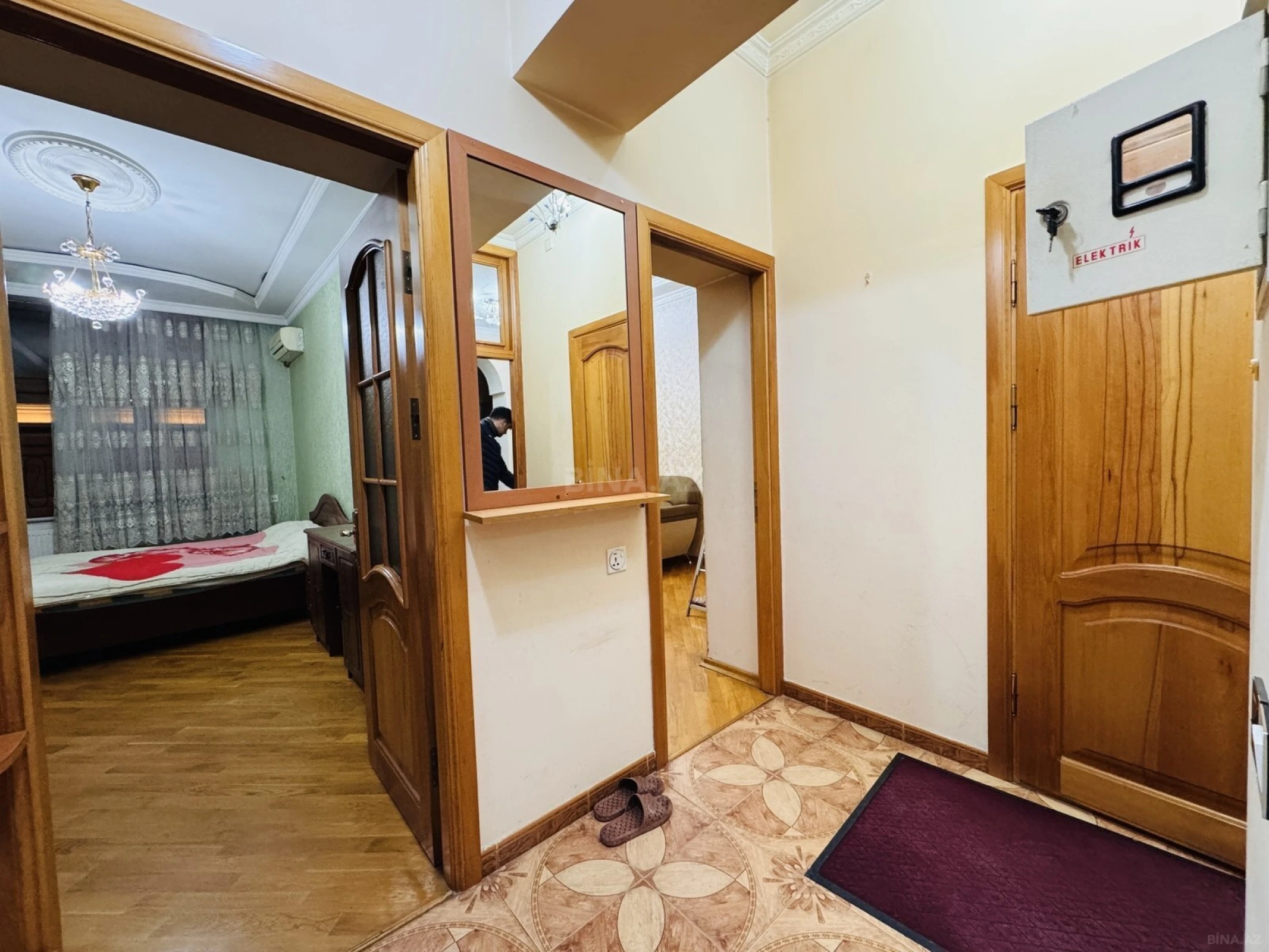Satılır 2 otaqlı mənzil 65 m²