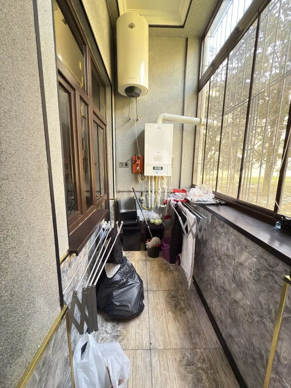 Satılır 2 otaqlı mənzil 71 m²