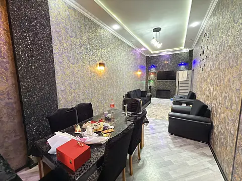 Satılır 2 otaqlı mənzil 71 m²