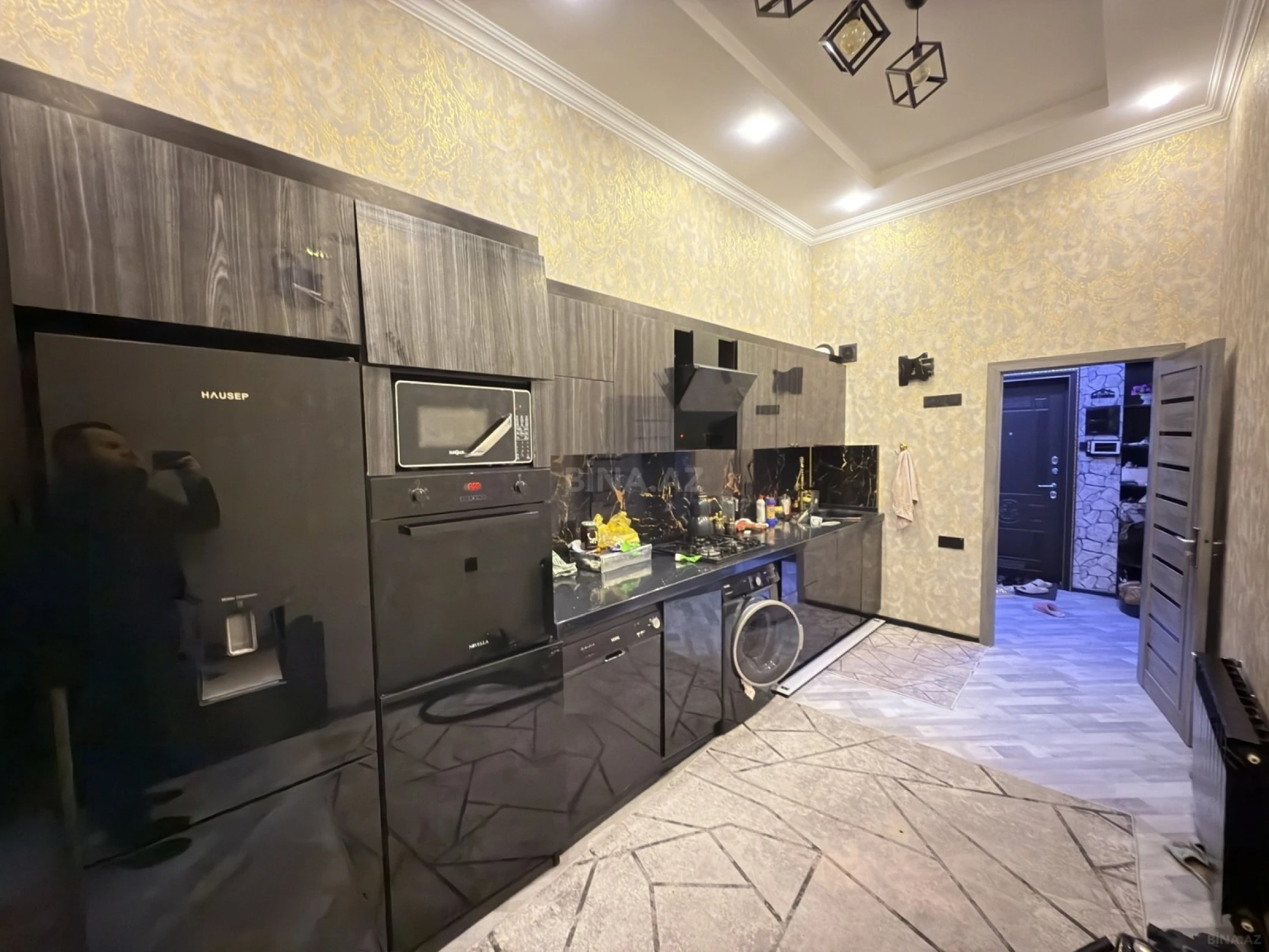 Satılır 2 otaqlı mənzil 71 m²