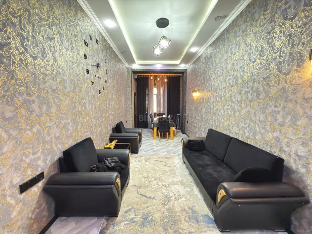 Satılır 2 otaqlı mənzil 71 m²