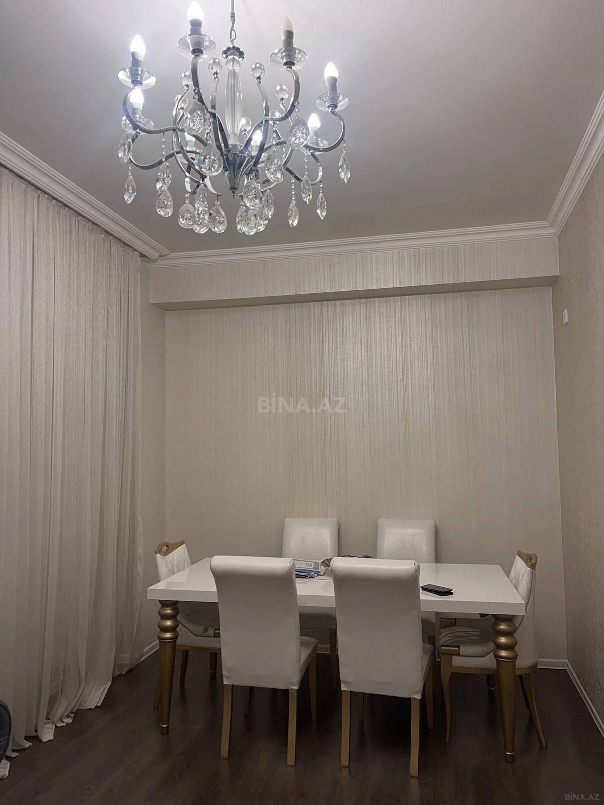Satılır 3 otaqlı mənzil 88 m²
